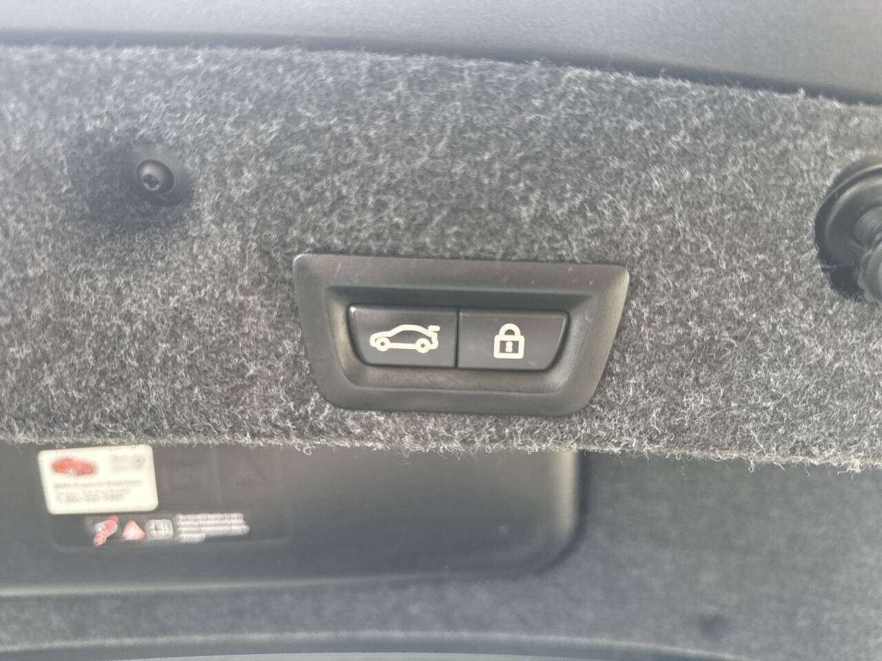Used 2012 BMW 528i xDrive Sedan AWD/4WD image 6