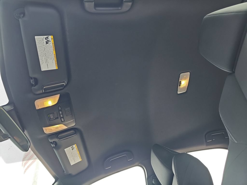 Used 2022 Toyota Corolla SE FWD image 28