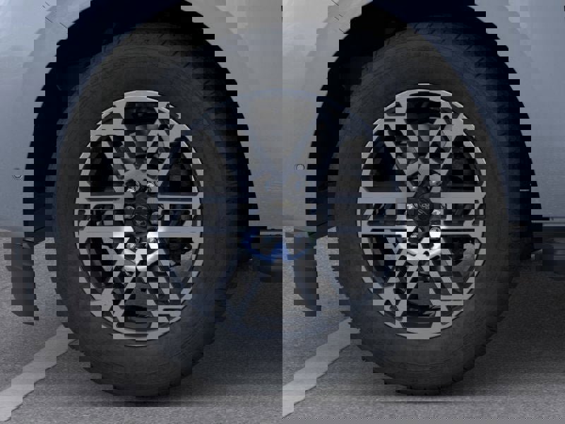 New 2025 Ford Expedition Active image 19