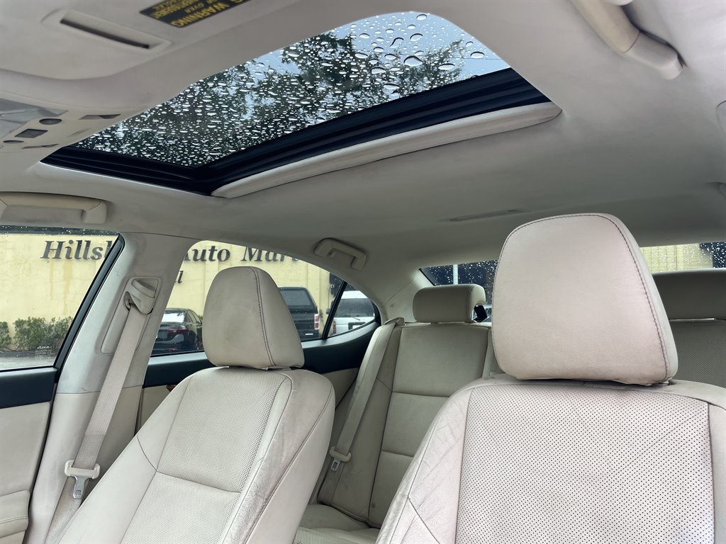 Used 2015 Lexus ES 300h w/ Navigation System Package FWD image 6
