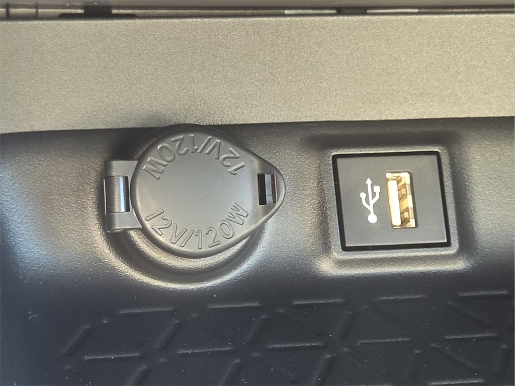 New 2025 Toyota RAV4 XLE image 23