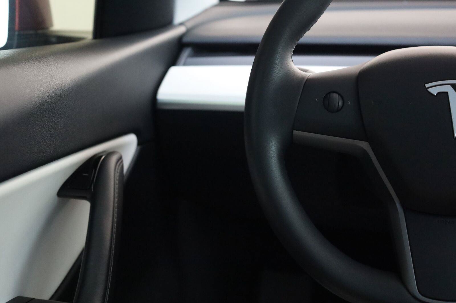 Used 2020 Tesla Model Y Long Range AWD/4WD image 28