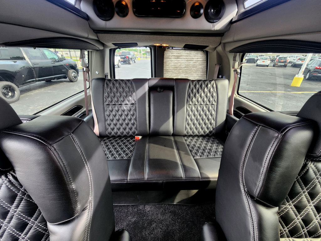 Used 2023 Chevrolet Express 2500 RWD image 55