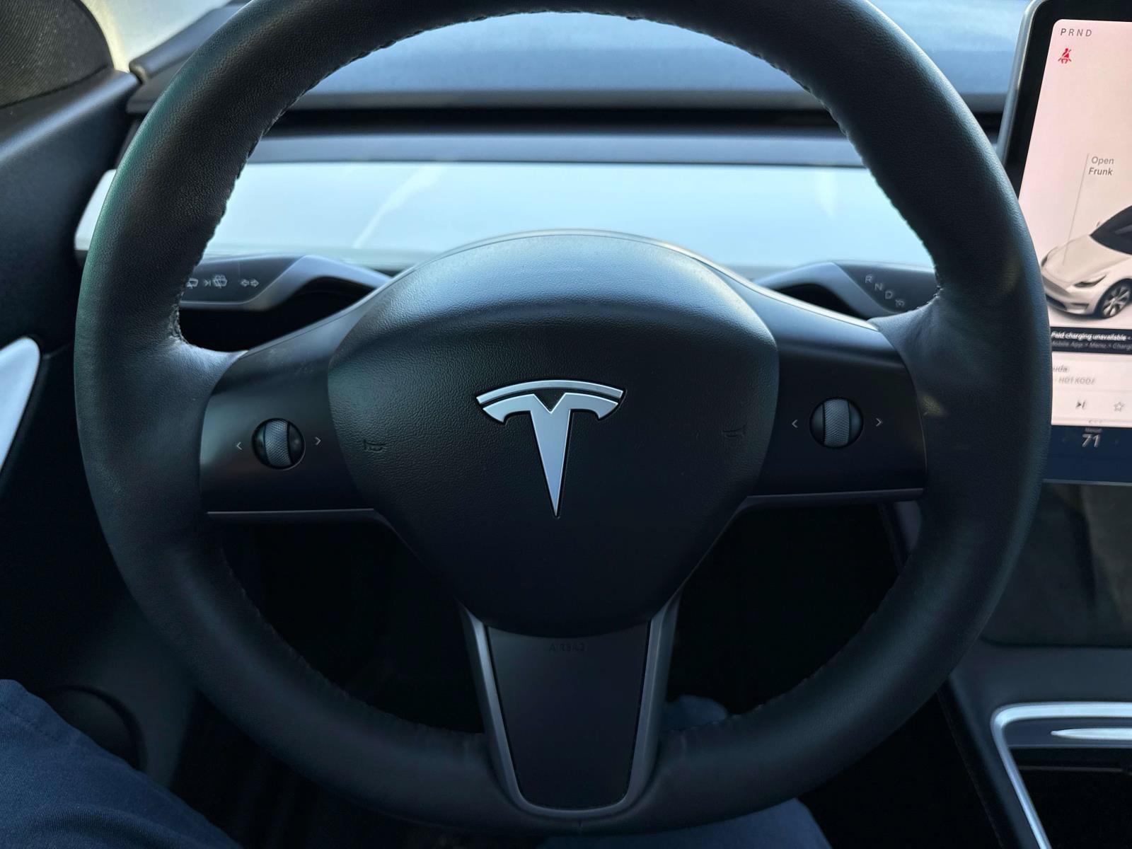 Used 2021 Tesla Model Y Long Range AWD/4WD image 25