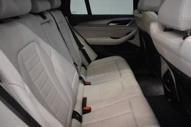Used 2019 BMW X3 M40i w/ Parking Assistance Package AWD/4WD image 17