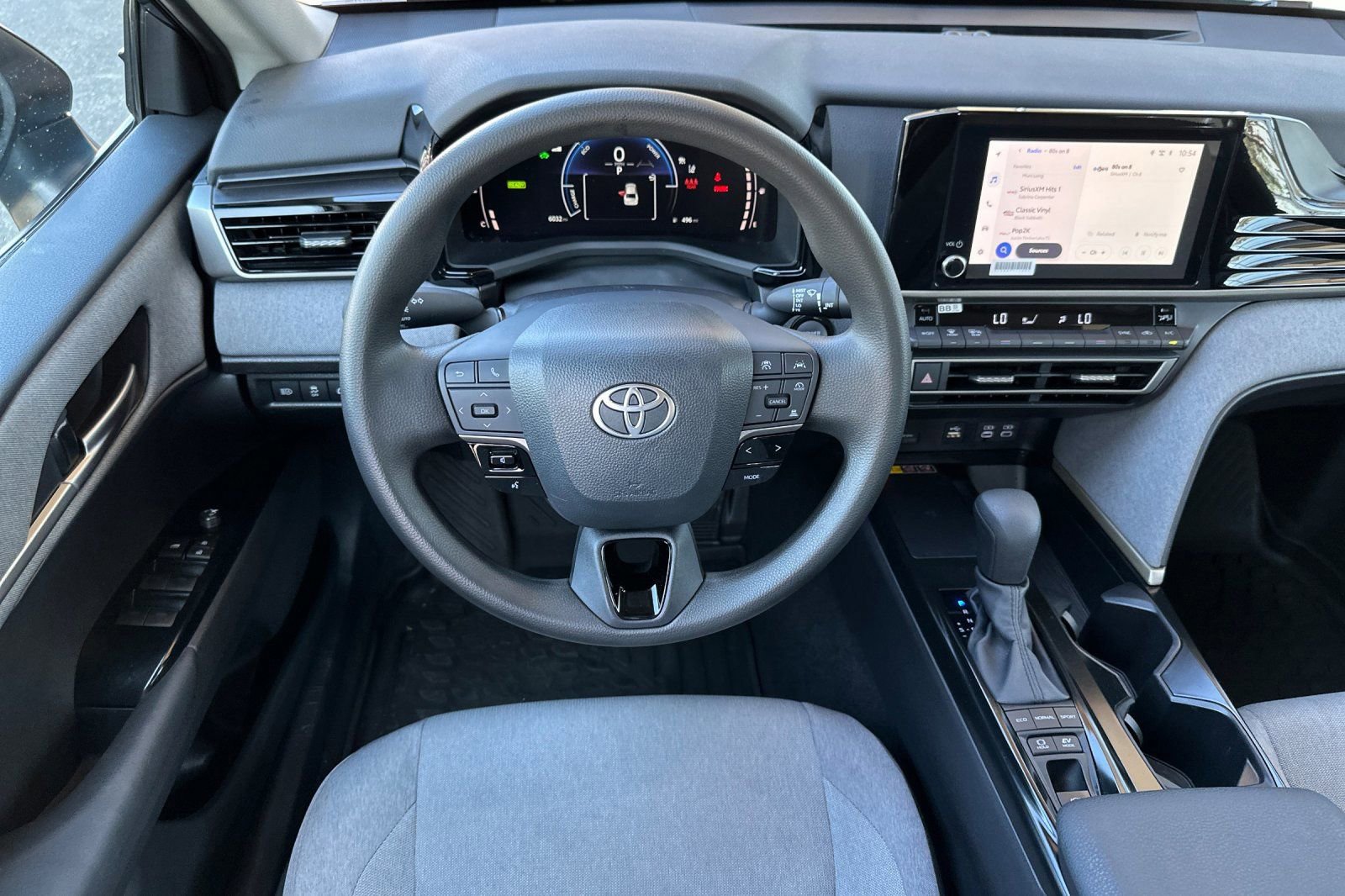 Used 2025 Toyota Camry LE image 15