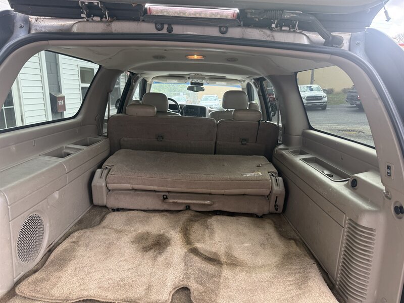 Used 2002 Chevrolet Suburban Z71 AWD/4WD image 10