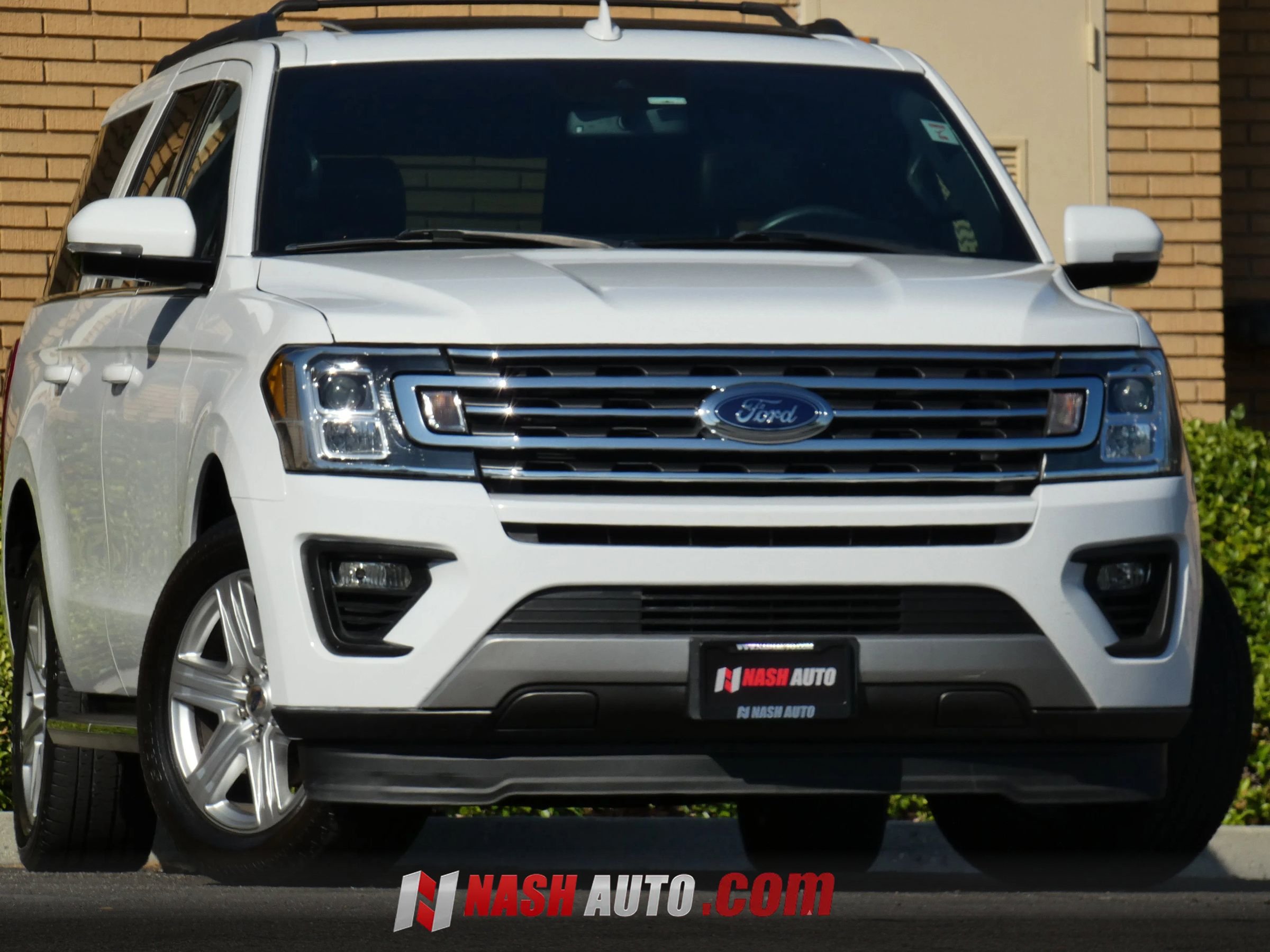 Used 2020 Ford Expedition Max XLT w/ Equipment Group 202A RWD image 1