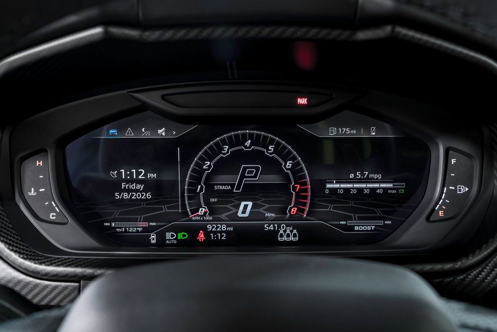 Used 2022 Lamborghini Urus AWD/4WD image 17