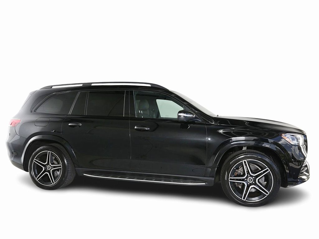 Used 2022 Mercedes-Benz GLS 580 4MATIC image 11