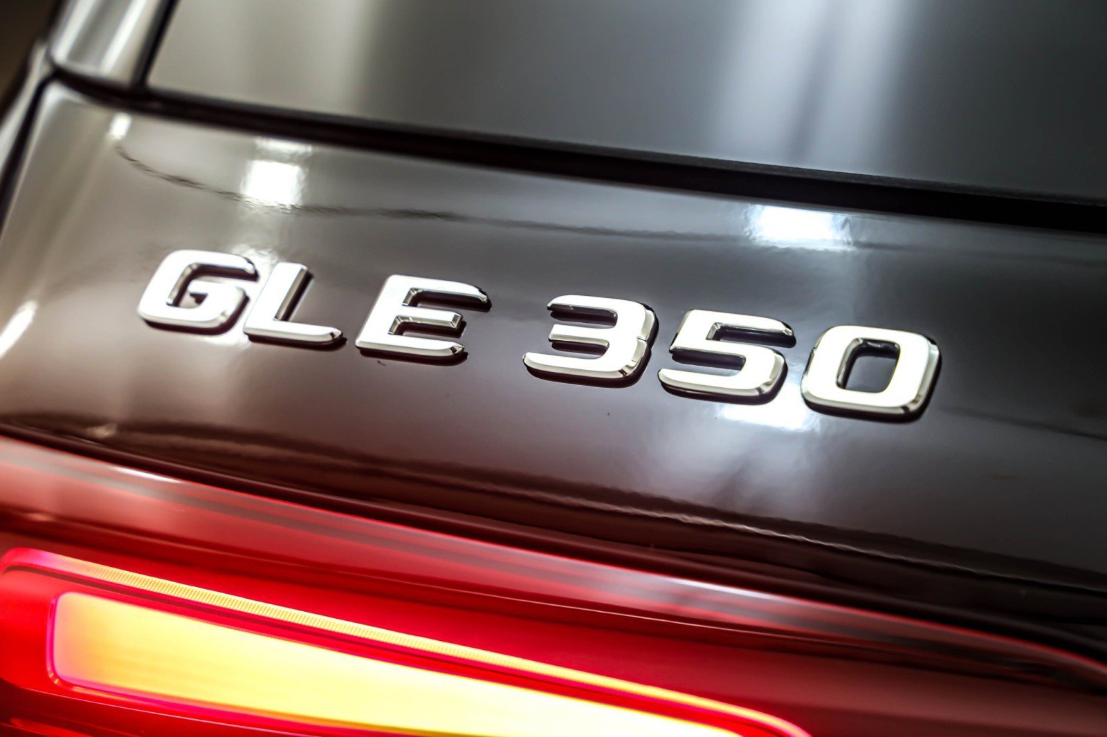 Certified 2025 Mercedes-Benz GLE 350 4MATIC image 11