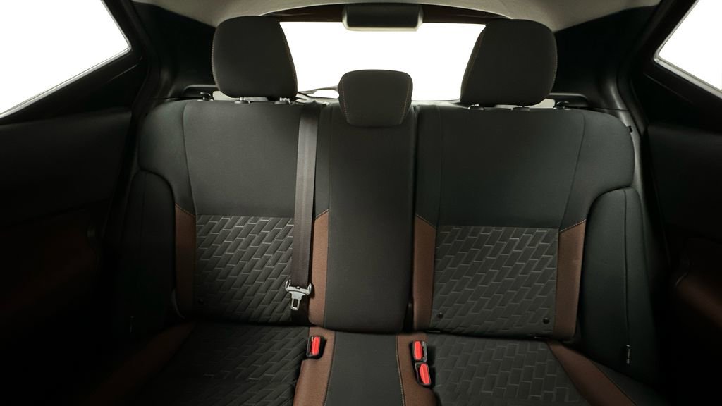 Certified 2021 Nissan Kicks SR w/ Interior Electronics Package image 15