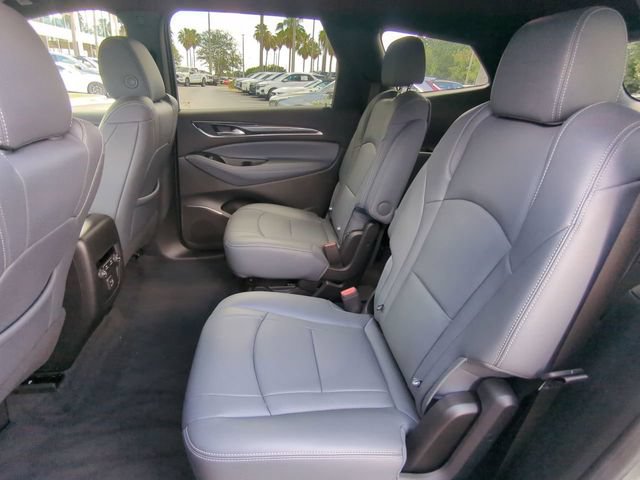Used 2023 Buick Enclave Essence FWD image 17