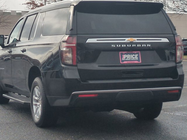 Used 2021 Chevrolet Suburban LS image 8