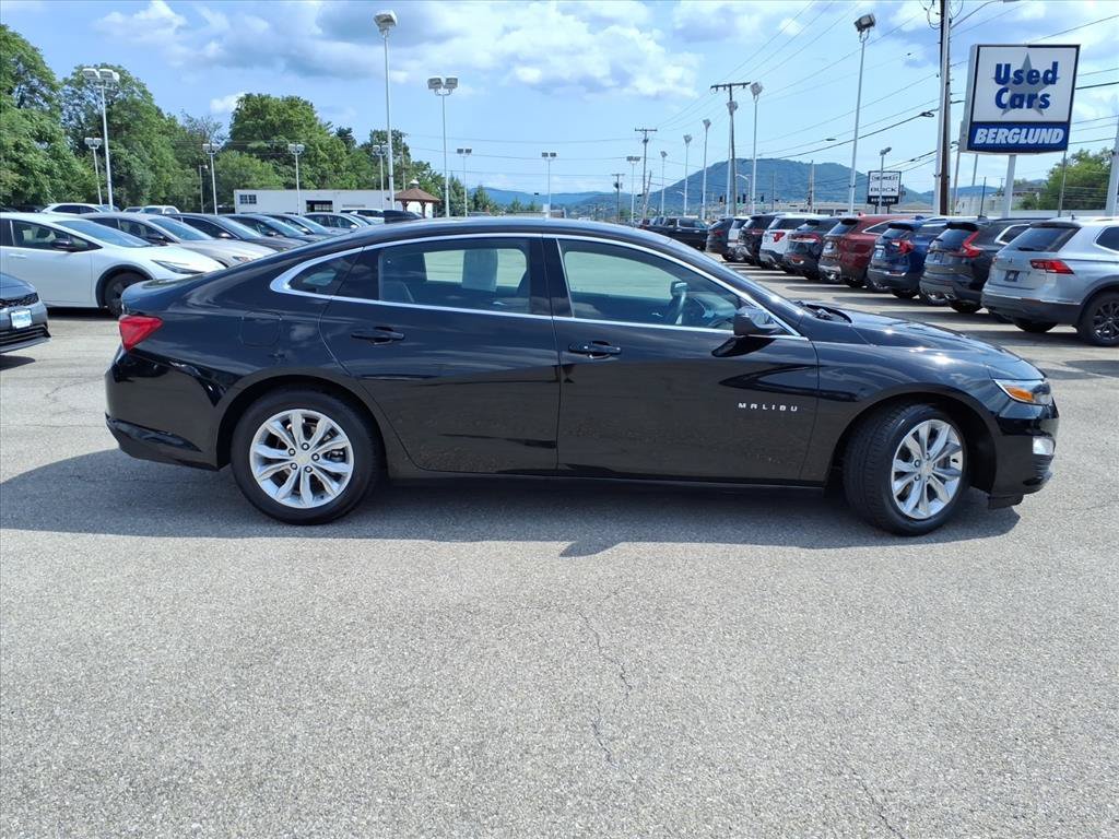 Certified 2024 Chevrolet Malibu LT FWD image 3