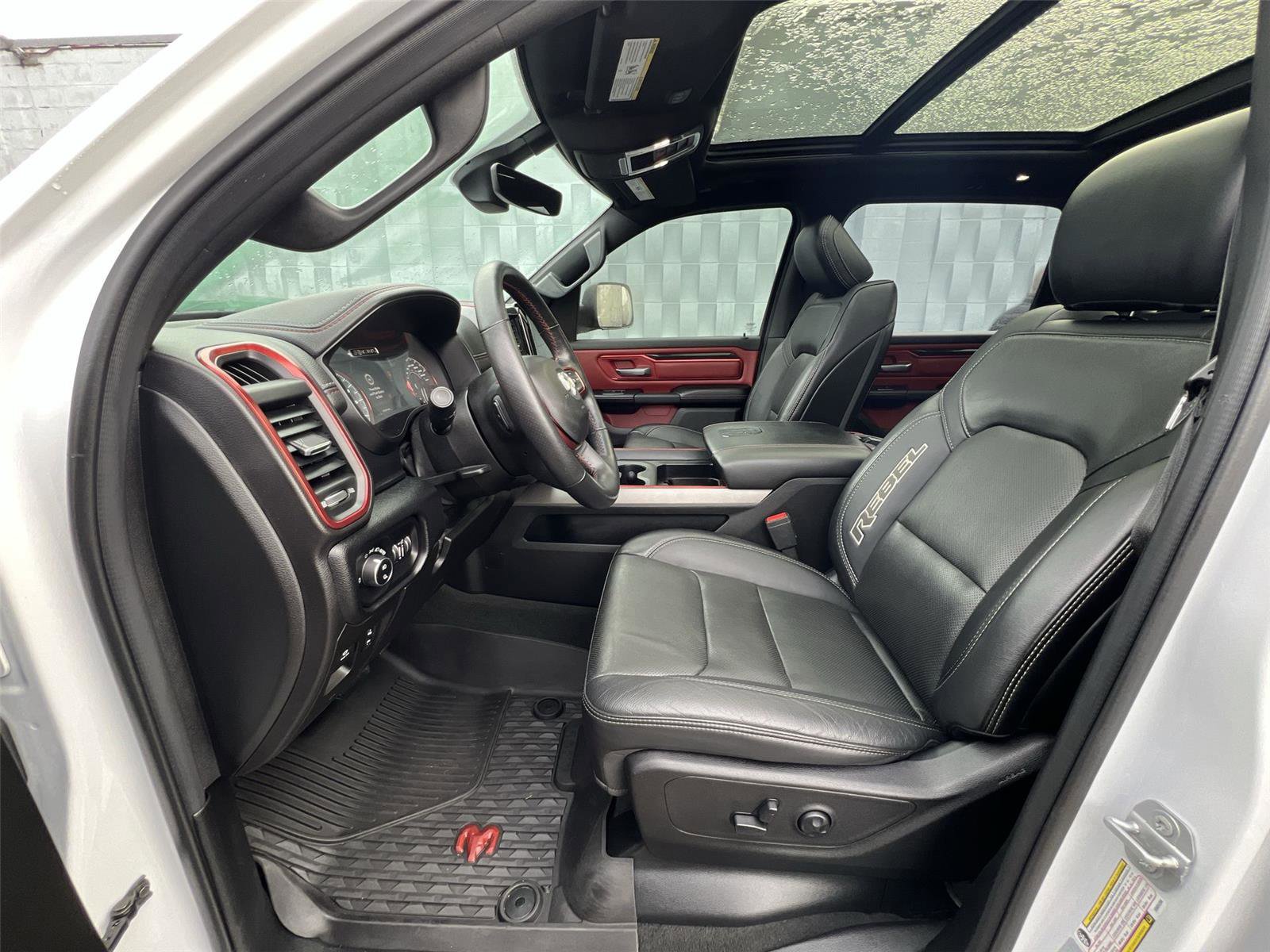 Used 2019 RAM 1500 Rebel image 11