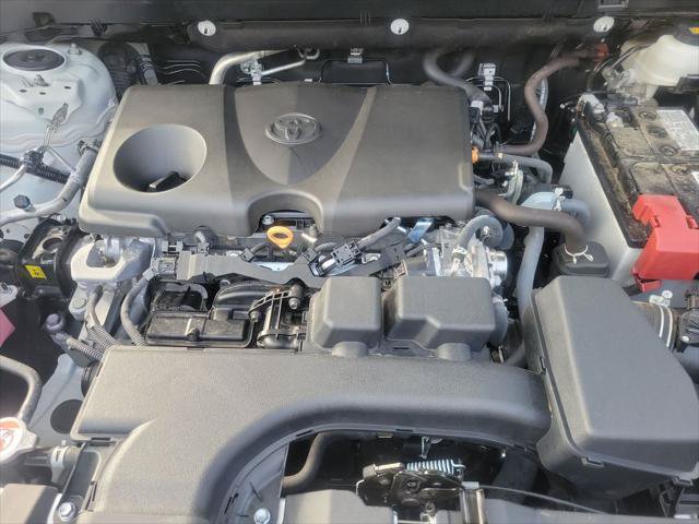 Certified 2025 Toyota RAV4 XLE FWD image 29