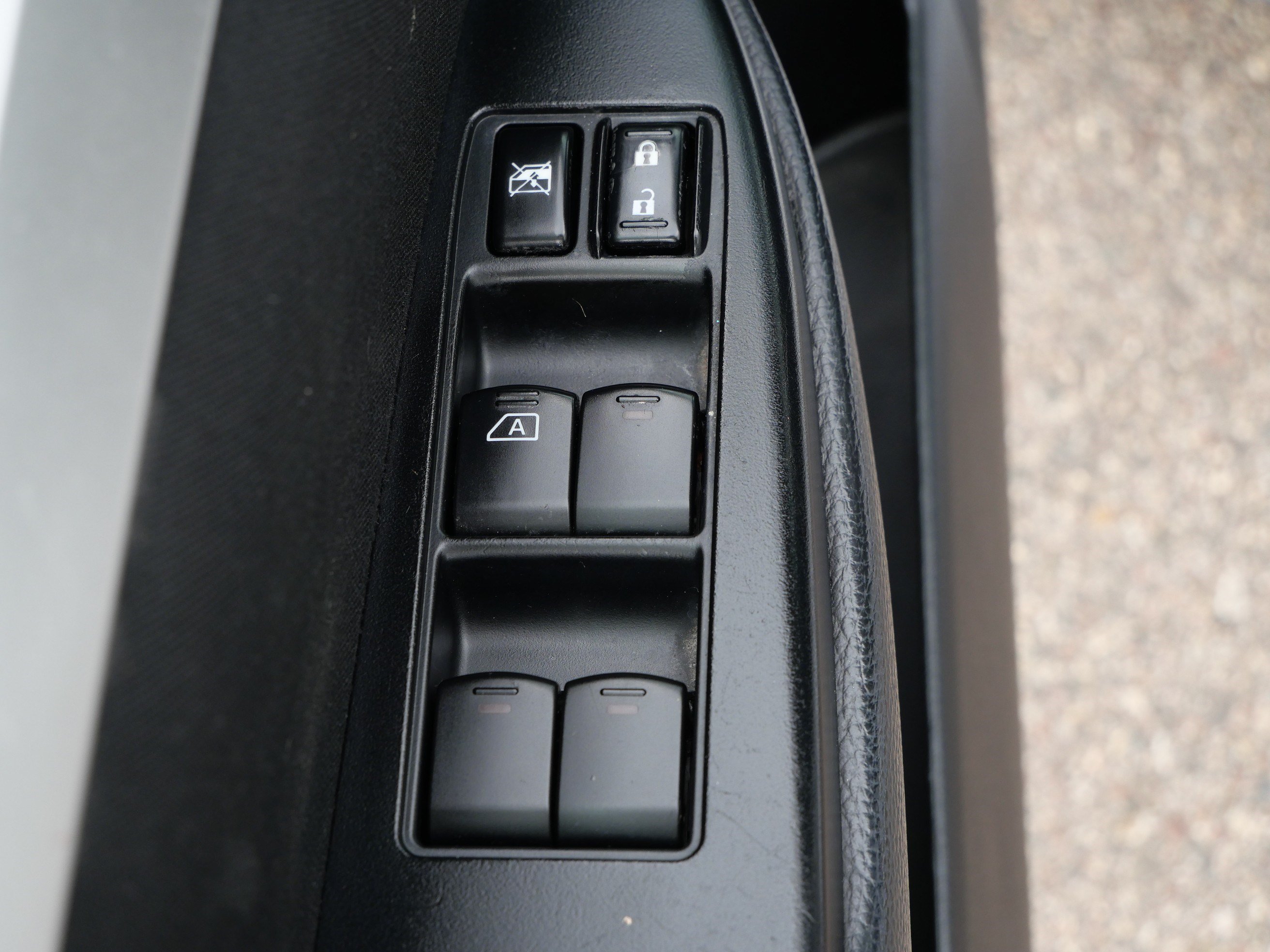 Used 2012 Subaru Legacy 2.5i Premium AWD/4WD image 19
