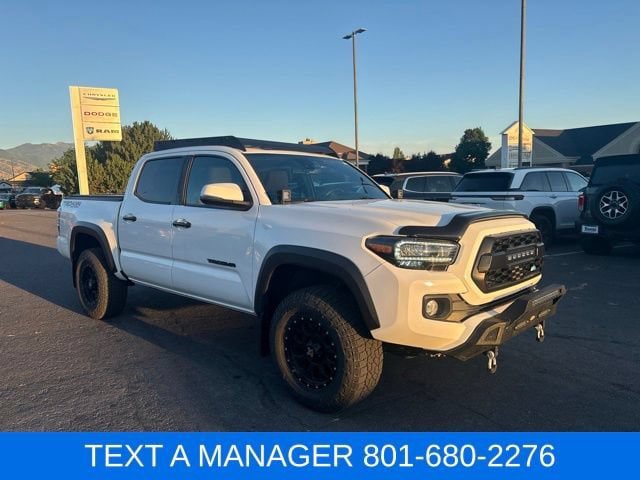 Used 2021 Toyota Tacoma TRD Off-Road w/ Technology Package AWD/4WD image 6
