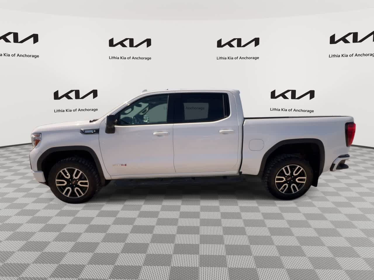Used 2020 GMC Sierra 1500 AT4 w/ AT4 Preferred Package AWD/4WD image 6