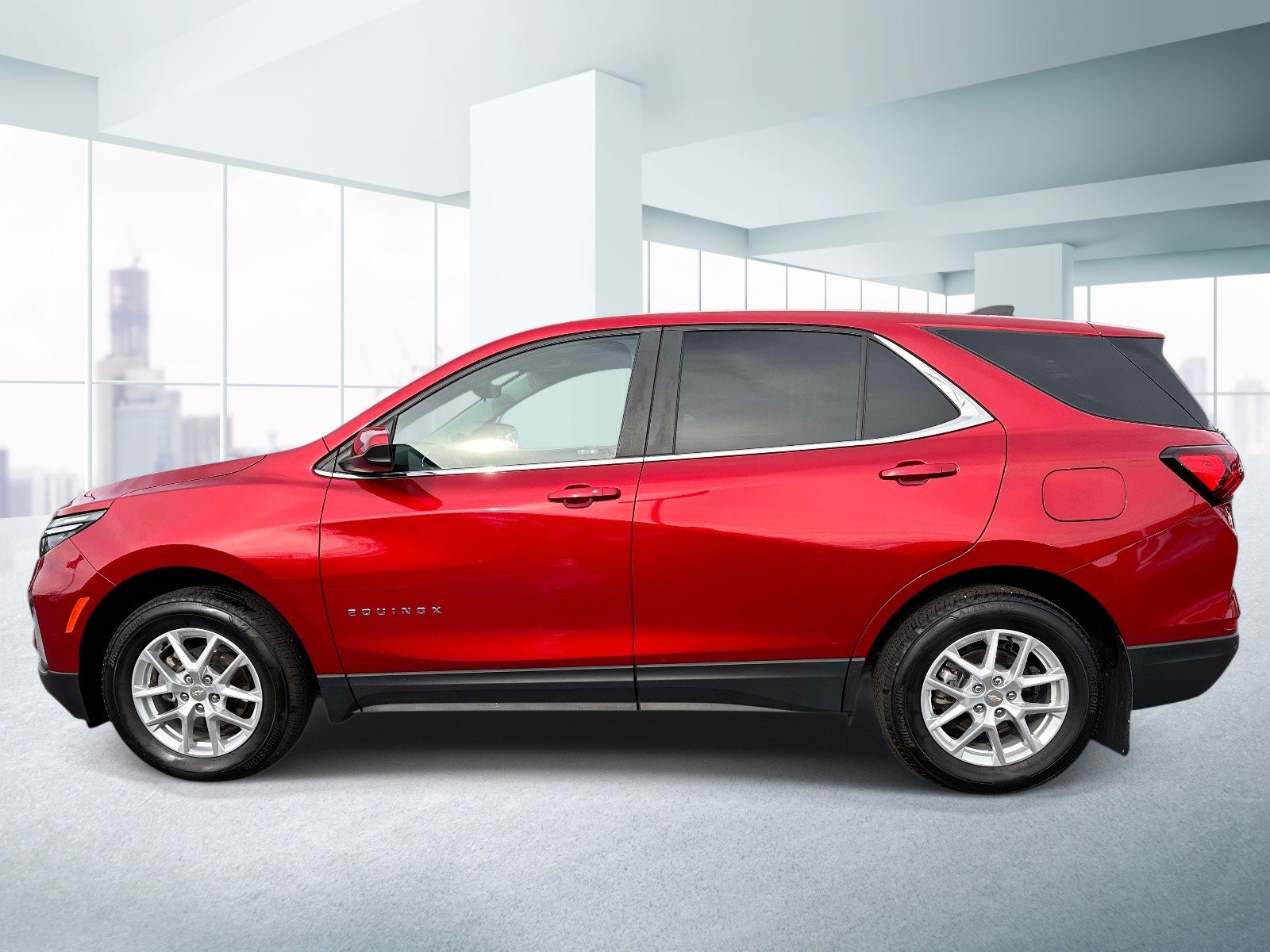 Used 2024 Chevrolet Equinox LT AWD/4WD image 2