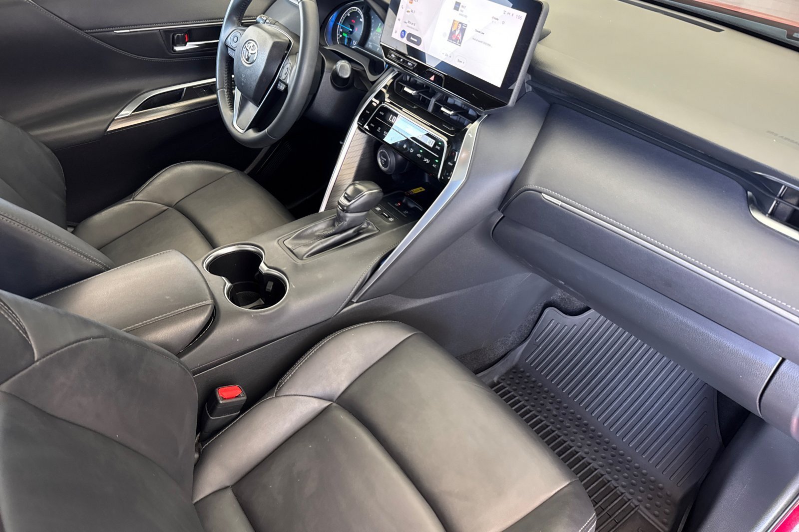 Certified 2023 Toyota Venza Nightshade AWD/4WD image 15