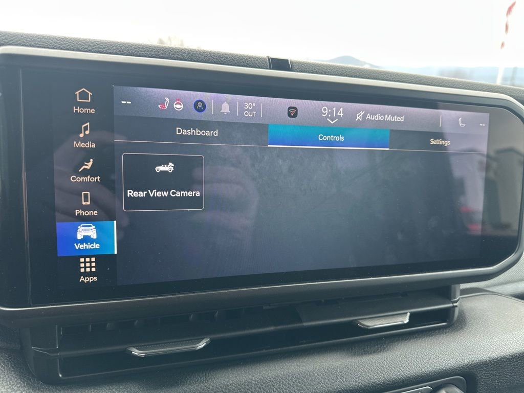 Used 2025 Jeep Wrangler Sport S image 26