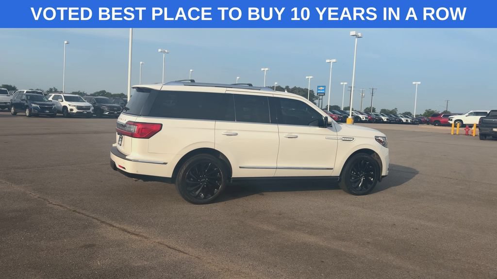 Used 2020 Lincoln Navigator Reserve w/ Equipment Group 208A Reserve AWD/4WD image 9