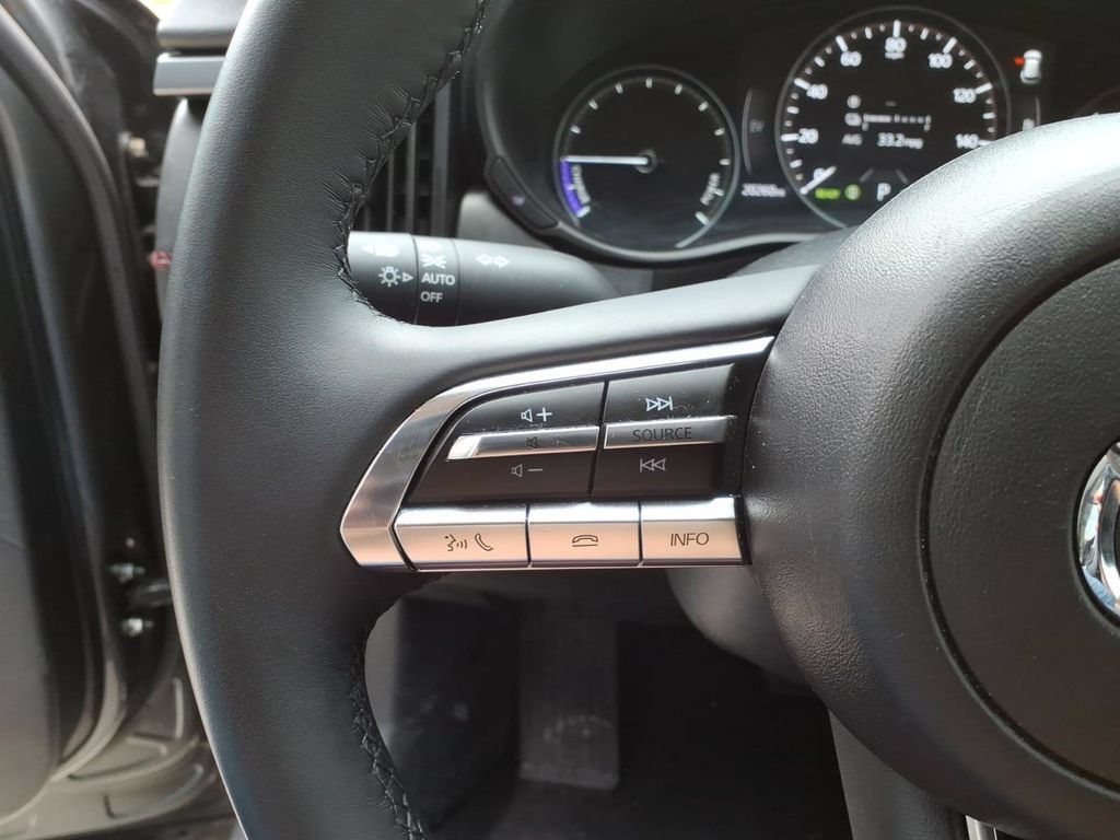 Certified 2025 MAZDA CX-50 AWD 2.5 Hybrid w/ Premium Pkg image 18