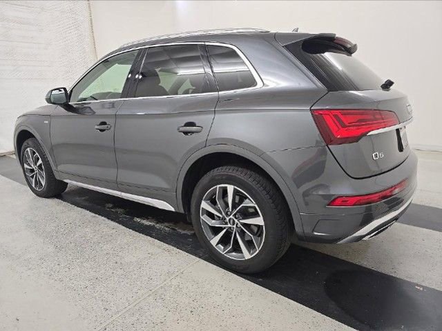 Used 2023 Audi Q5 2.0T Premium w/ Convenience Package AWD/4WD image 4