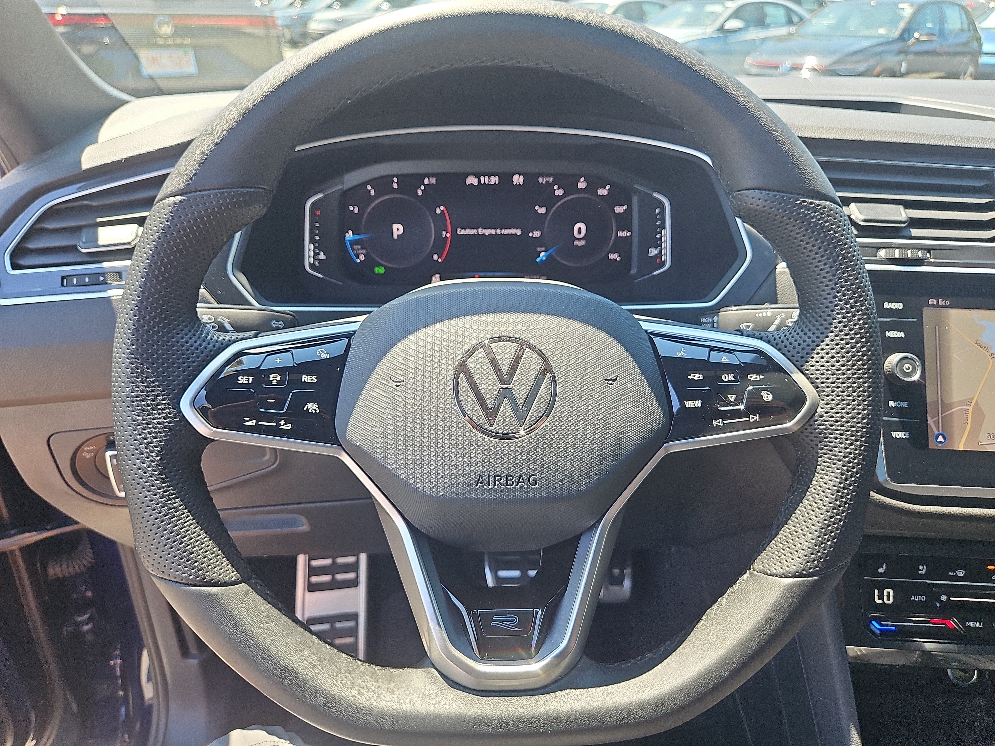 Certified 2023 Volkswagen Tiguan SEL R-Line AWD/4WD image 27