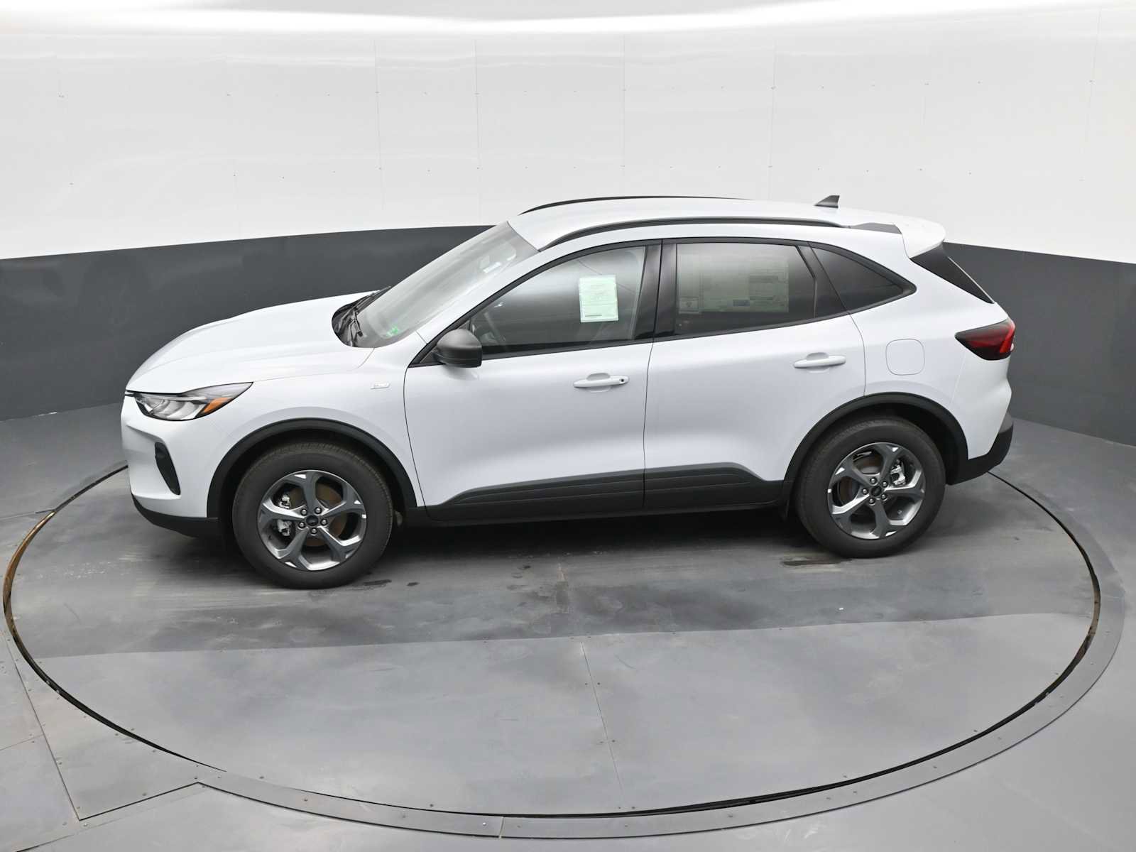 New 2026 Ford Escape ST-Line w/ Tech Pack #1 image 13