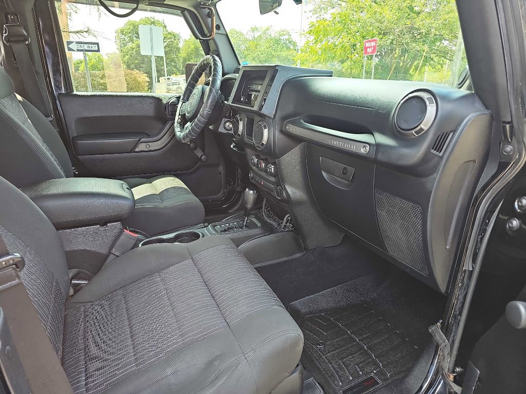 Used 2011 Jeep Wrangler Sport image 13