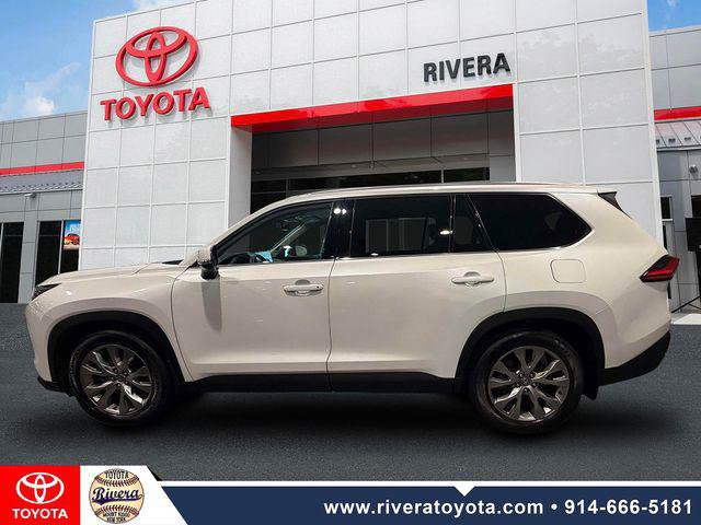 Certified 2024 Toyota Grand Highlander AWD image 7