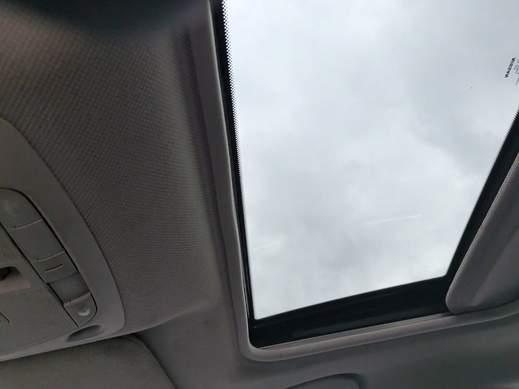 Used 2018 Nissan Sentra SL FWD image 10