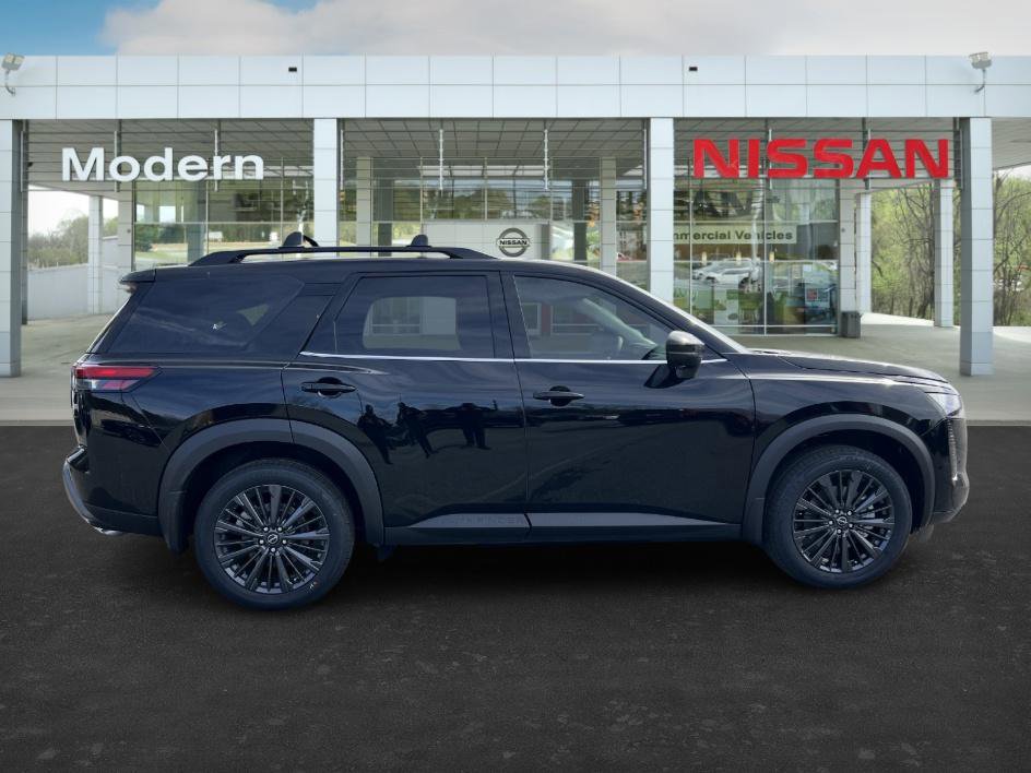 New 2026 Nissan Pathfinder SL image 7