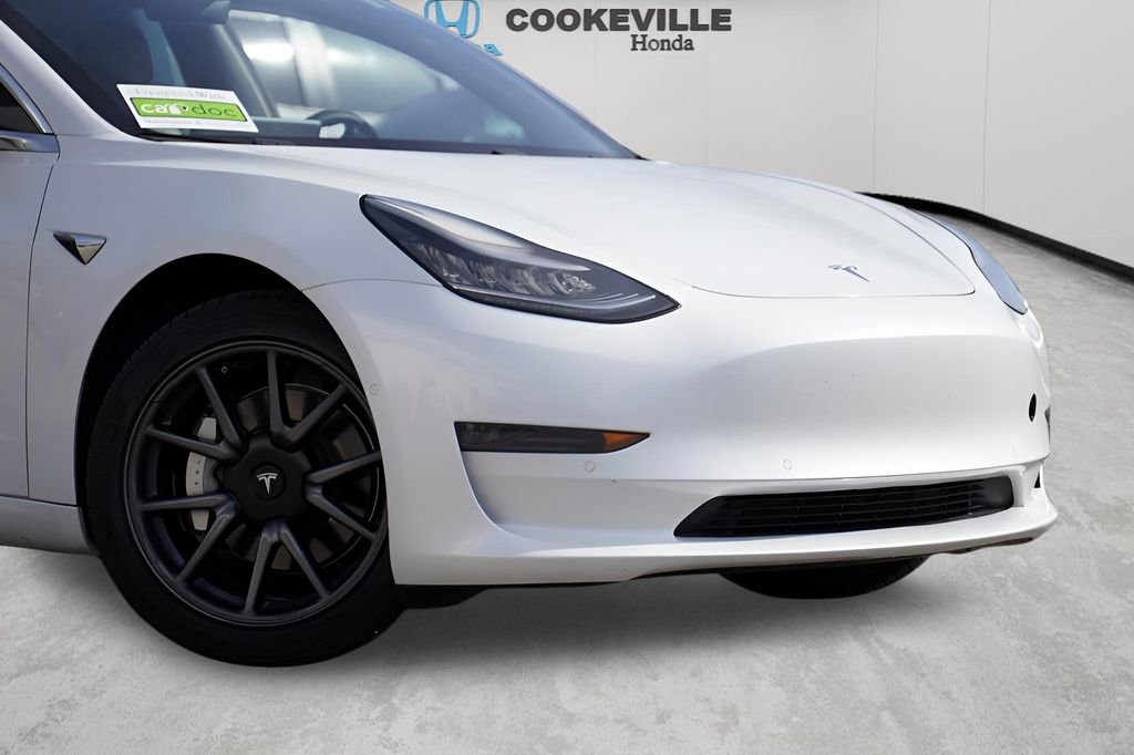 Used 2020 Tesla Model 3 Standard Range image 2