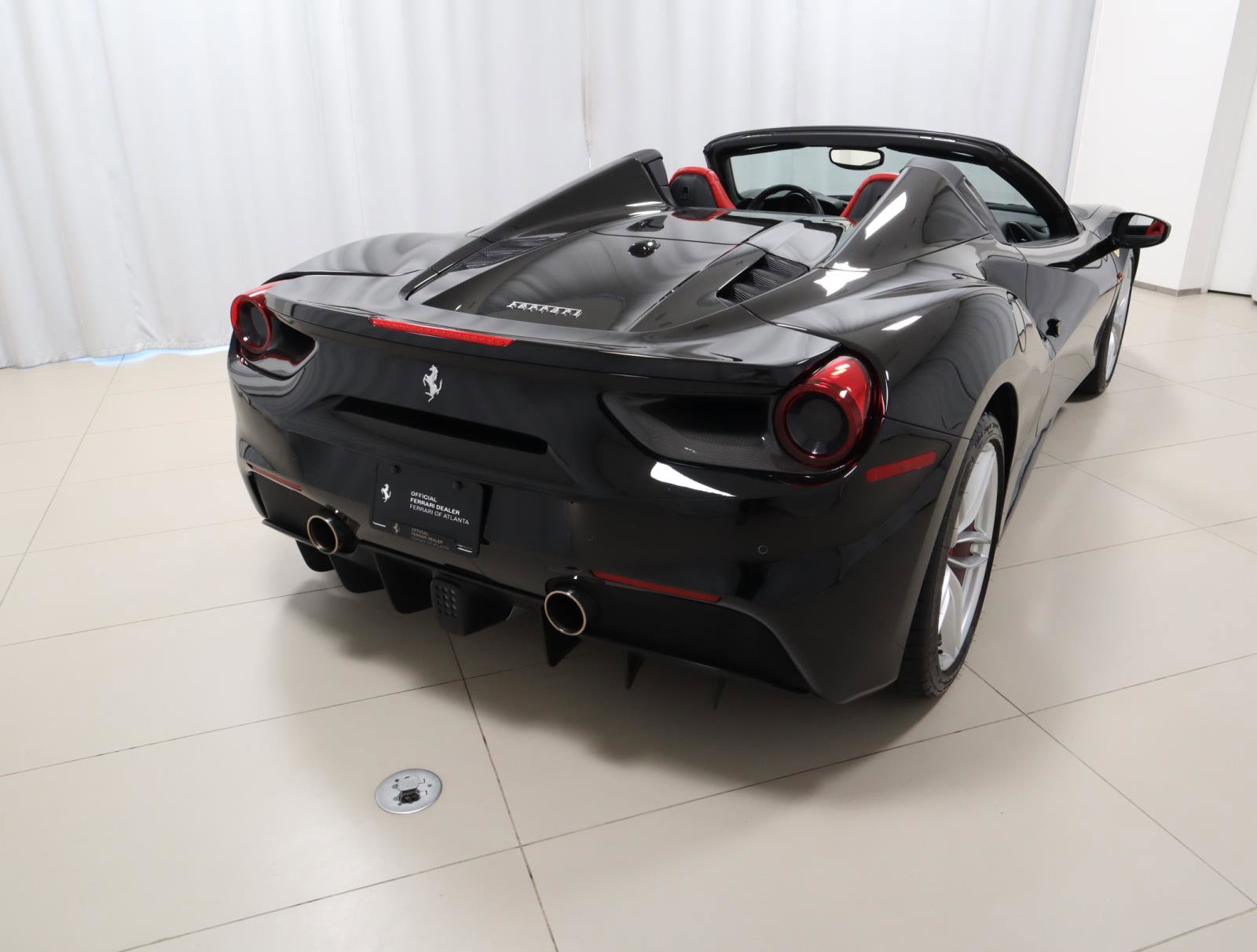 Certified 2017 Ferrari 488 Spider RWD image 10