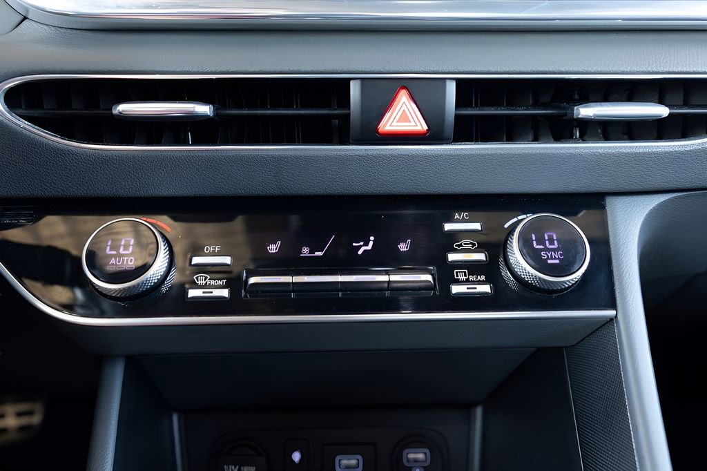 Used 2020 Hyundai Sonata SEL Plus w/ Tech Package image 24