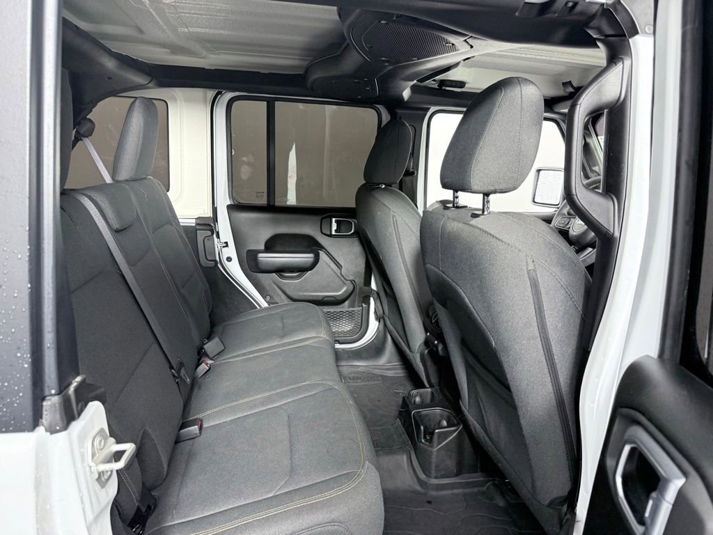 Used 2024 Jeep Wrangler Willys image 23