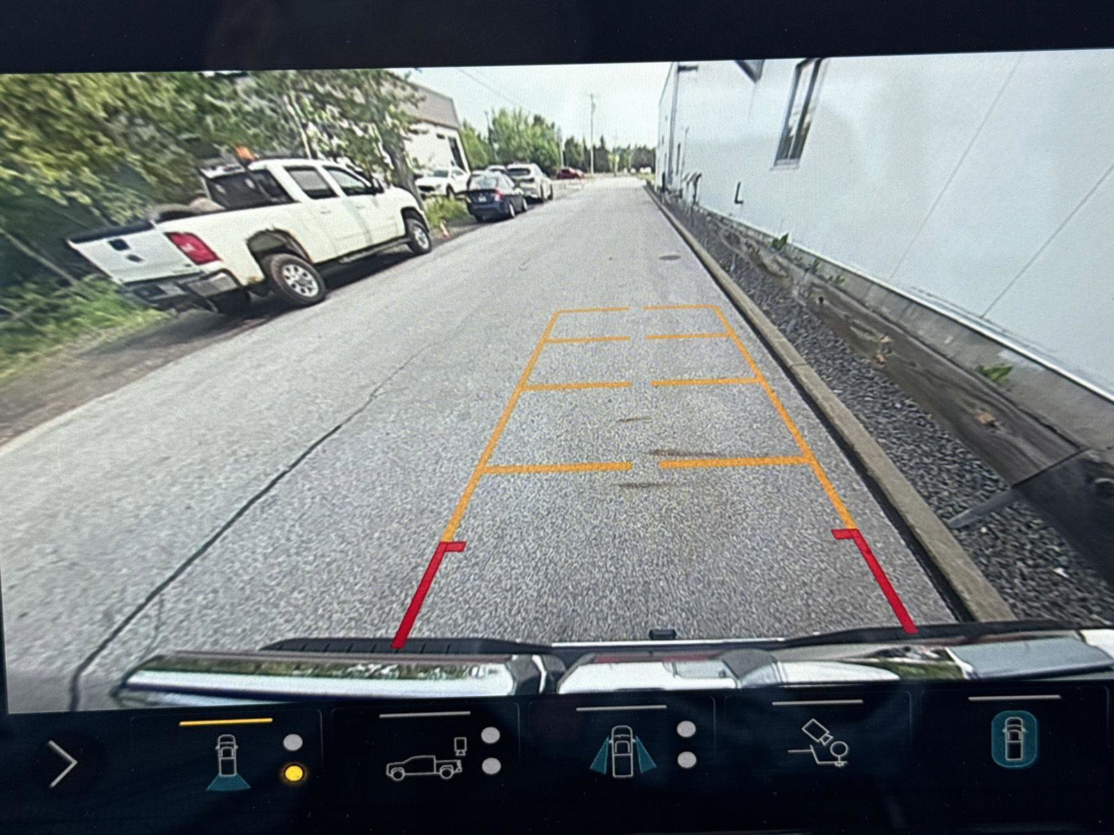 Used 2022 GMC Sierra 1500 SLT w/ SLT Premium Plus Package image 21