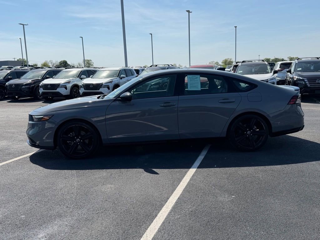 Used 2024 Honda Accord Sport image 8