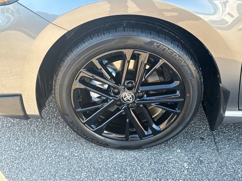 Used 2026 Toyota Camry SE w/ Convenience Package image 38