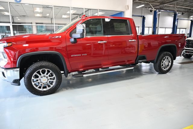 New 2026 Chevrolet Silverado 2500 LTZ w/ LTZ Premium Package AWD/4WD image 10