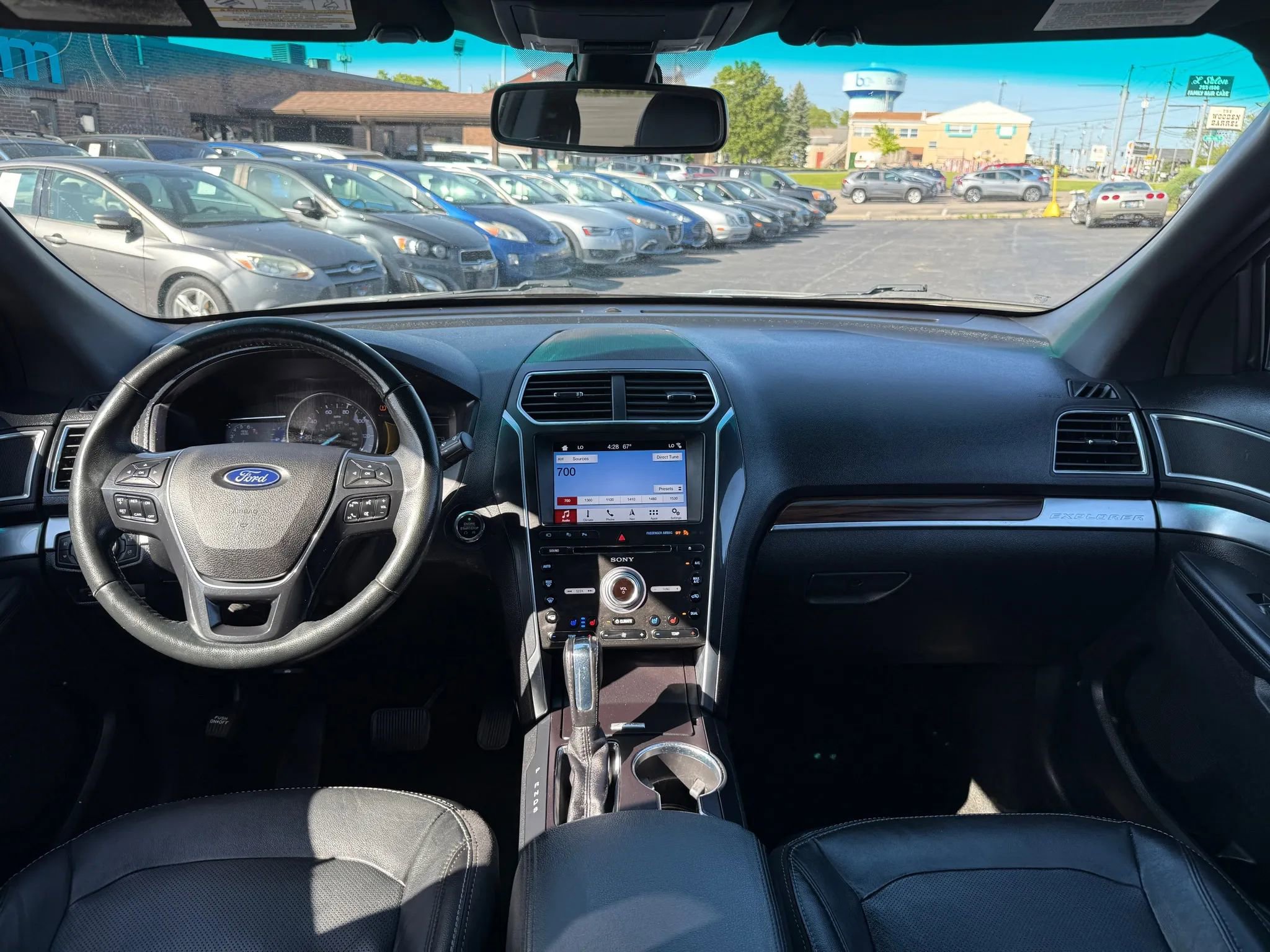 Used 2017 Ford Explorer Limited w/ Equipment Group 301A image 15
