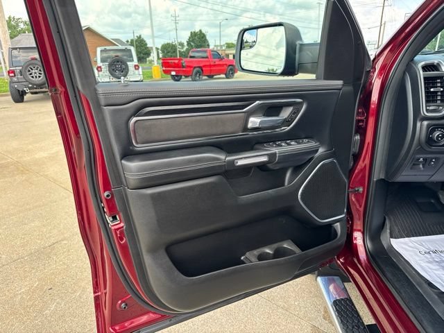Used 2024 RAM 1500 Laramie AWD/4WD image 13