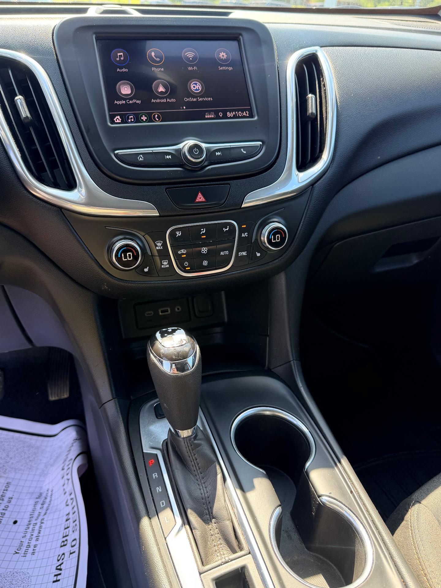 Used 2020 Chevrolet Equinox LT AWD/4WD image 16