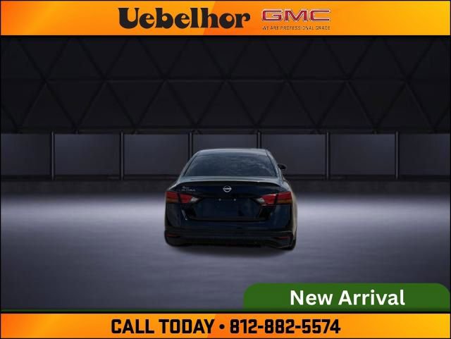 Used 2024 Nissan Altima 2.5 S FWD image 8