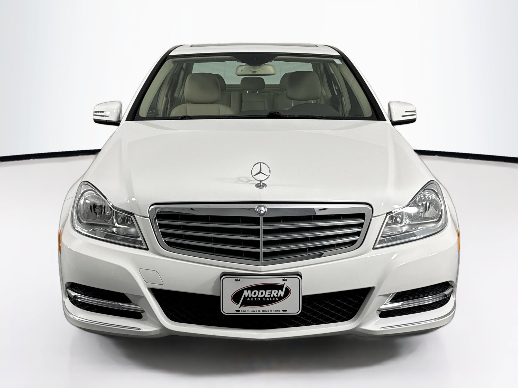 Used 2013 Mercedes-Benz C 300 4MATIC Sedan image 4