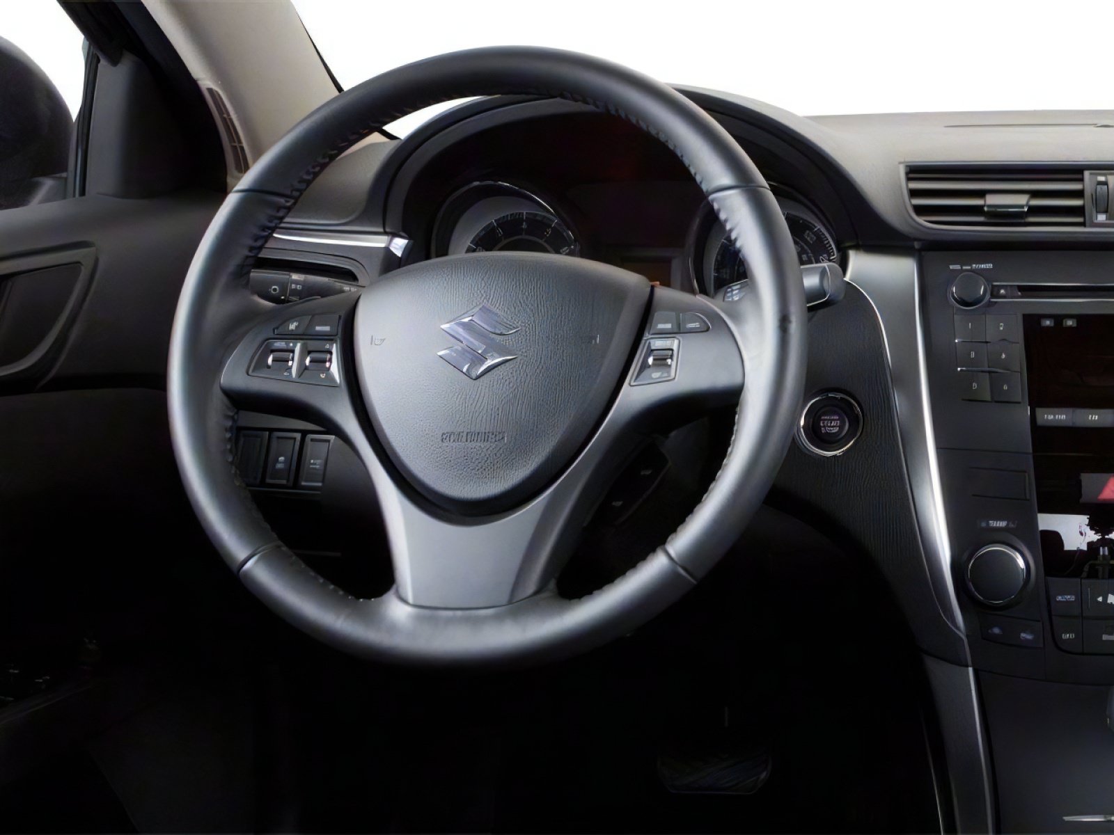 Used 2010 Suzuki Kizashi GTS FWD image 4